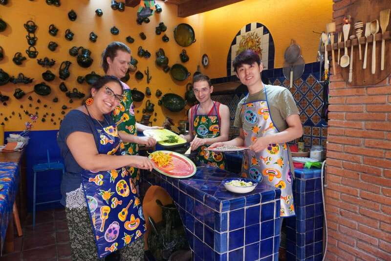 Oaxaca: Traditional Oaxacan Cooking Class with Market Visit - Quick hits: what makes this class feel special