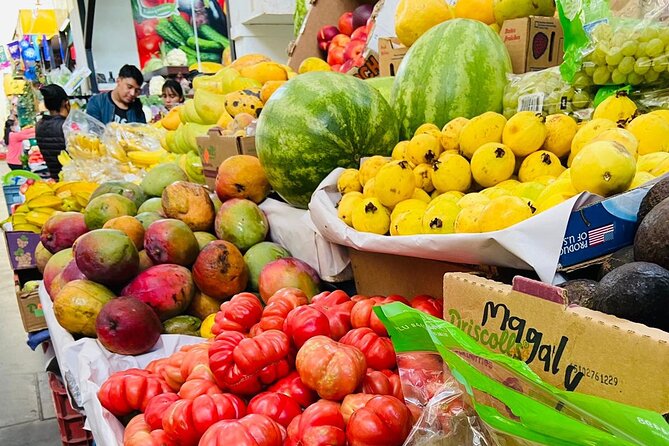 Oaxacan Vegetarian Cooking Class - The Market Leg: shopping like a local with chiquigüite and mandil