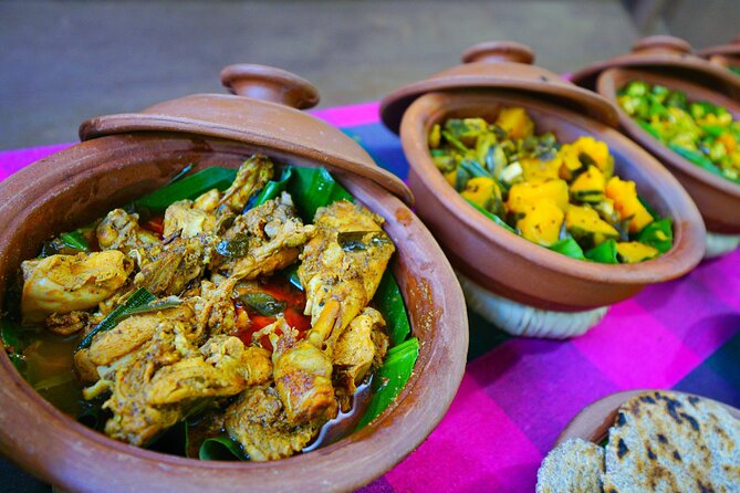 Organic Cooking Class Sigiriya TASTY TASKS - Cooking on Clay Pots and a Firewood Stove