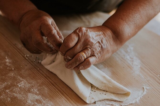 Organic Wood-fire Cooking Class - Organic wood-fire cooking on a Mykonos farm: the big idea