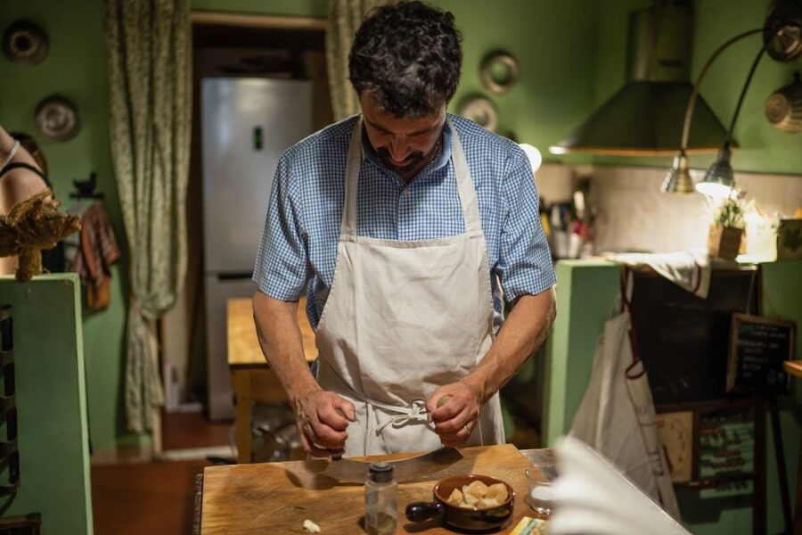 Ostuni: Cooking Class at a Local's Home - A Cesarina Host Kitchen in Ostuni
