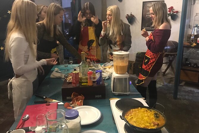 Paella and Salmorejo 2-Hour Cooking Class in Córdoba - Córdoba cooking class basics: timing, price, and group size