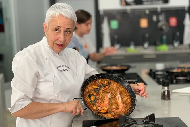 Paella Cooking Class in Malaga - Making gazpacho first: chilled soup with Andalucian logic
