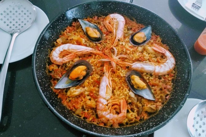 Paella Cooking Class in Malaga - Paella in your hands: sofrito, rice, and step-by-step timing