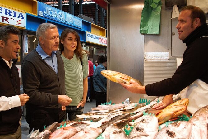 Paella Cooking Class with English Guide in Malaga - English Guide Experience: Clear Instructions and Friendly Energy