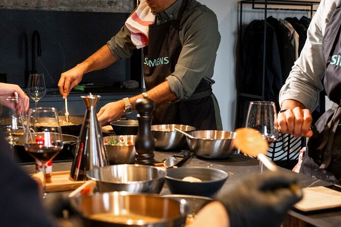 Paella Cooking Class with English Guide in Malaga - Duration: Half-Day Day Class vs 3-Hour Evening/Sunday Class