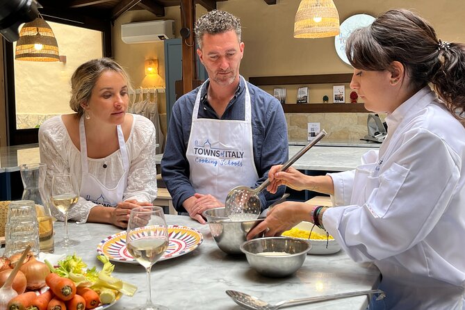 Palermo: Pasta & Gelato Cooking Class in Palermo - Where you meet (and how to keep it stress-free)