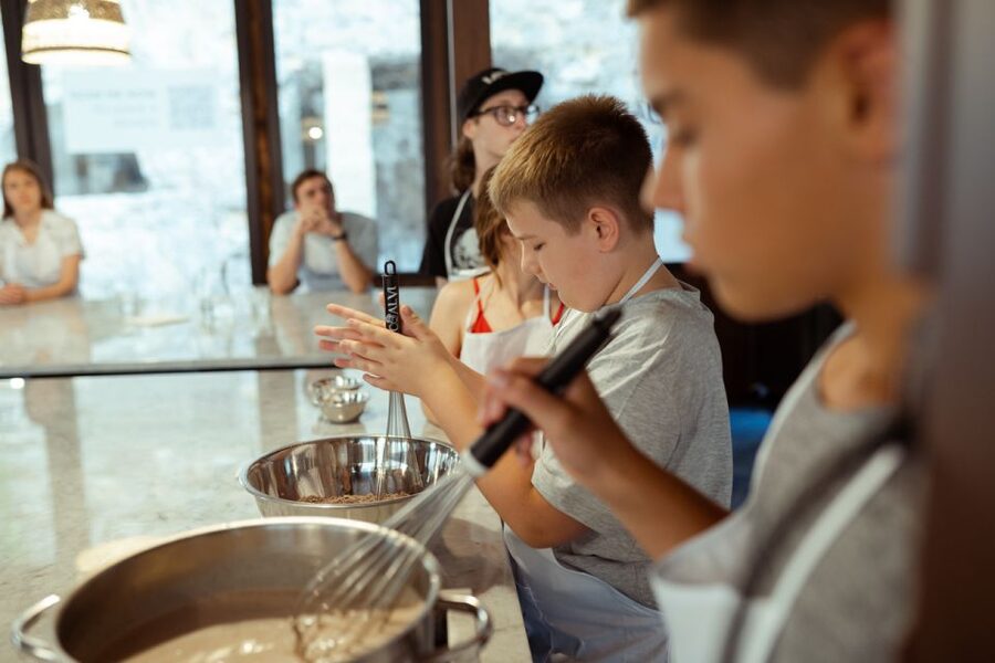 Palermo: Pizza and Gelato Cooking Class with Dinner and Wine - Gelato Time: Chocolate Gelato Isn’t an Afterthought Here