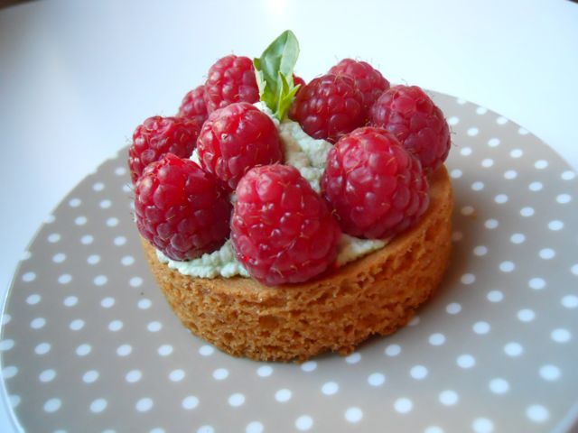 Paris: 2.5-Hour French Pastry Cooking Class - Chef Noémie’s Private Loft Atelier: A Real Classroom Feel