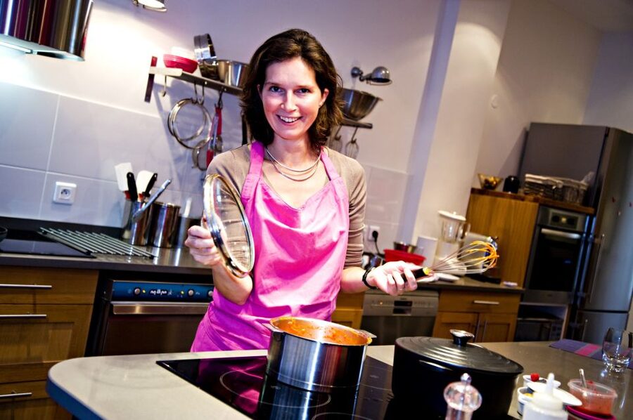 Paris: Hands-On Small Group Cooking Class - Finding 92 rue Nollet: Getting to the Batignolles Atelier