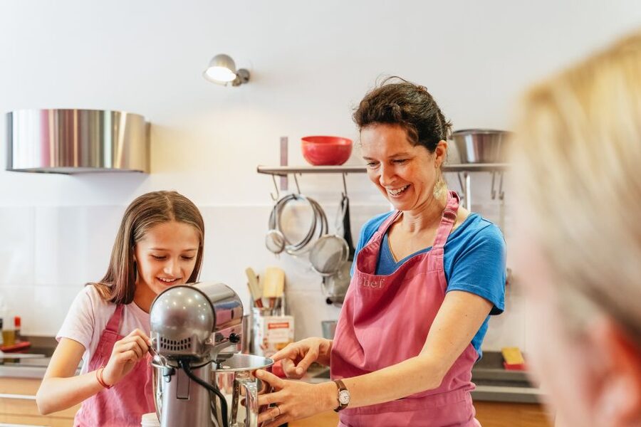 Paris: Macarons Cooking Class with Pâtisserie Chef Noémie - FAQ