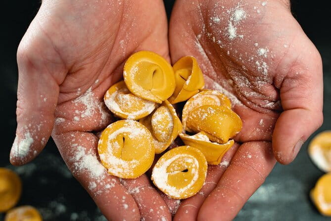 Pasta Cooking Class: Mastering Nonna's Recipes - Meeting V. Dell Agnolo: Getting Started in Central Florence