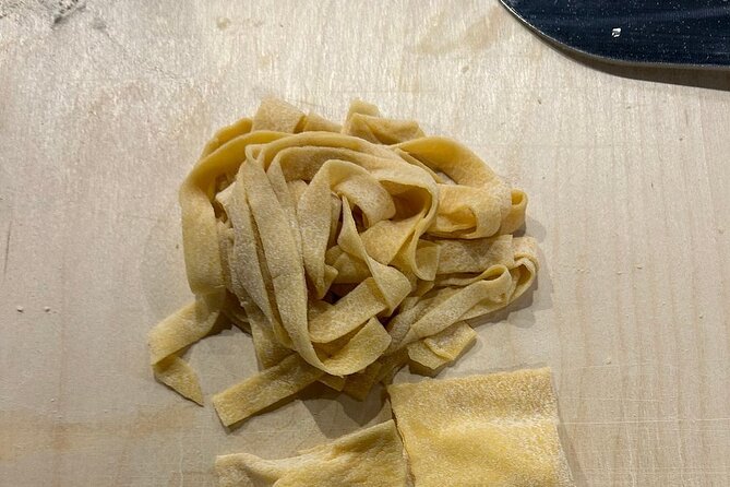 Pasta Fettuccine, Ravioli and Tiramisu Cooking Class in Florence - Who should book this Florence pasta and tiramisu class