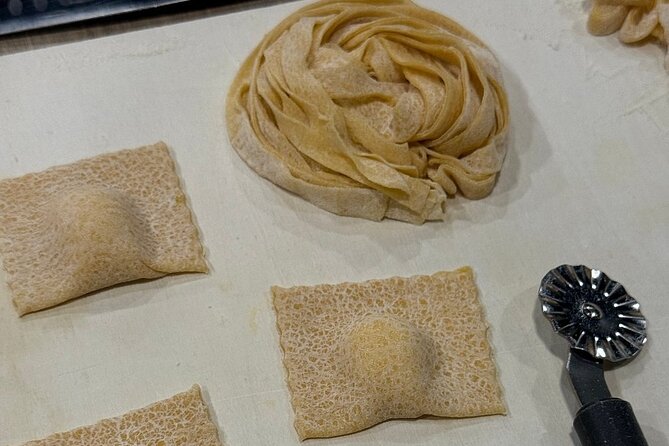 Pasta Fettuccine, Ravioli and Tiramisu Cooking Class in Florence - Should you book Pasta Fettuccine, Ravioli and Tiramisu in Florence?