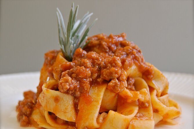 Personal Chef - Cooking class at your villa - The hands-on heart: making ravioli, tagliatelle, and spaghetti alla chitarra