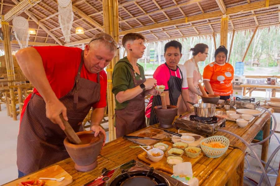 Phuket: Elephant Sanctuary Tour, Cooking Class & Lunch - Lunch and the Thai Cooking Class: Where the Day Gets Delicious