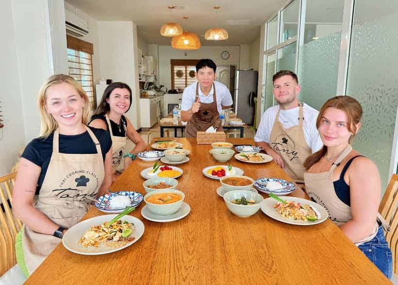 Phuket: Thai Cooking Class with 4 Dishes and Market Visit - The Menu Changes, and That Keeps This Class Worth It