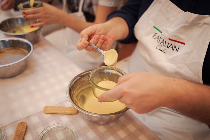 Pizza and Tiramisu Cooking Class in Rome, Piazza Navona - How the small group changes the experience (and where it may feel “too short”)
