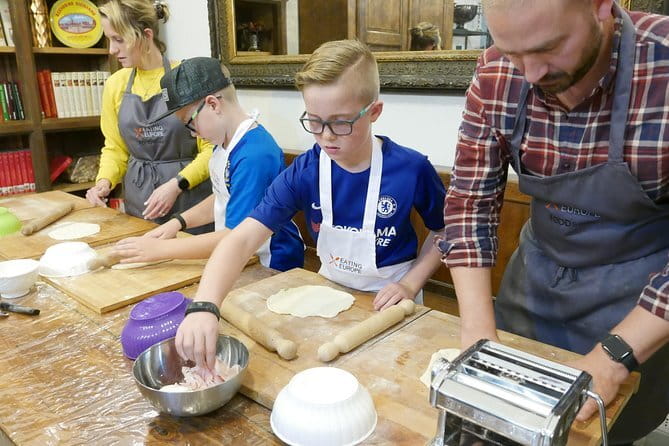 Pizza & Gelato Making Class in Oltrarno with Eating Europe - Key highlights worth knowing