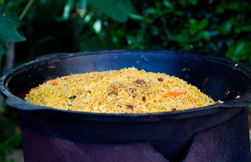 Plov and Samsa Cooking Class in Tashkent - Cooking Plov in a Real Uzbek Home Setting