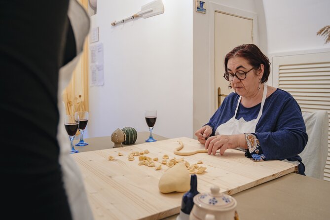 Polignano : Typical Cooking Class with Aperitif and wine included - Aperitif, wine, and Apulian starters before dinner