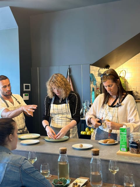 Porto: Local Market Tour & Cooking Class/Showcooking - Ana and Joseph run the show: showcooking with room for questions