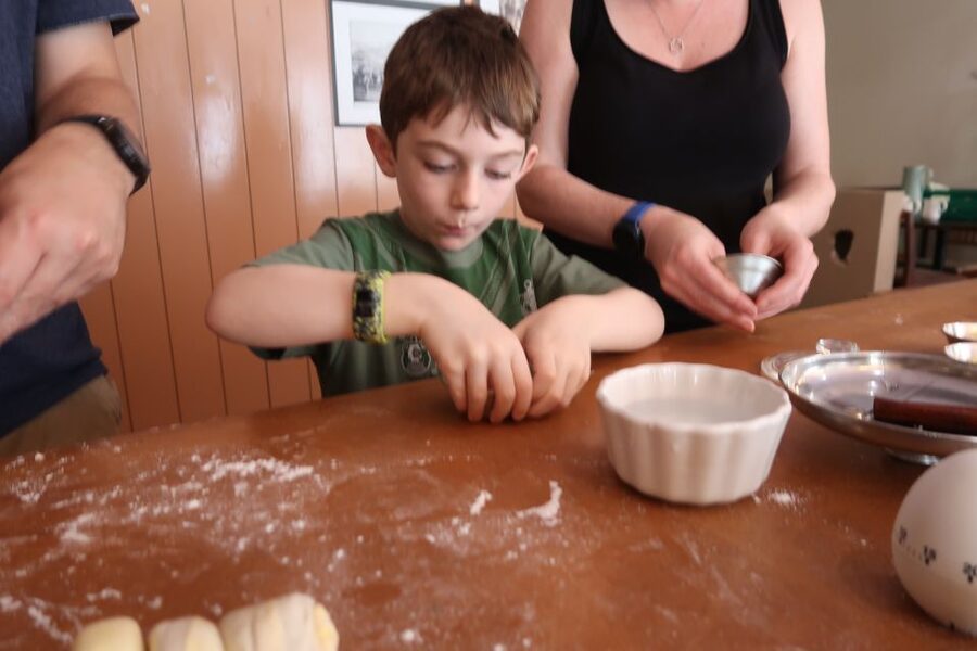 Porto: Pastel de Nata Cooking Class with Grandma's Recipe - Your 2-hour game plan: welcome, baking, and a sit-down tasting