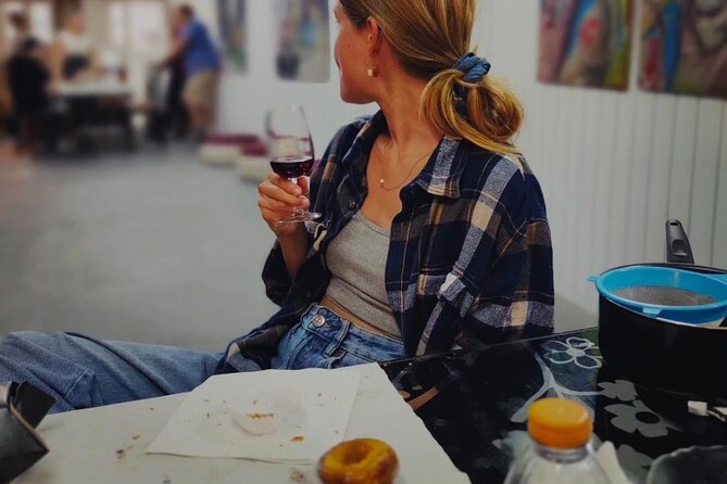 Porto: Pastel de Nata Cooking Class with Porto Wine (Sé do Porto) - Meeting at Domus Arte Concept Store and Getting Oriented