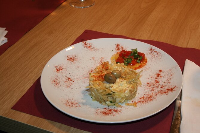 Portuguese Cooking Class in Porto with Portuguese Wine - Watching vs. Doing: What the Chef Instruction Actually Changes