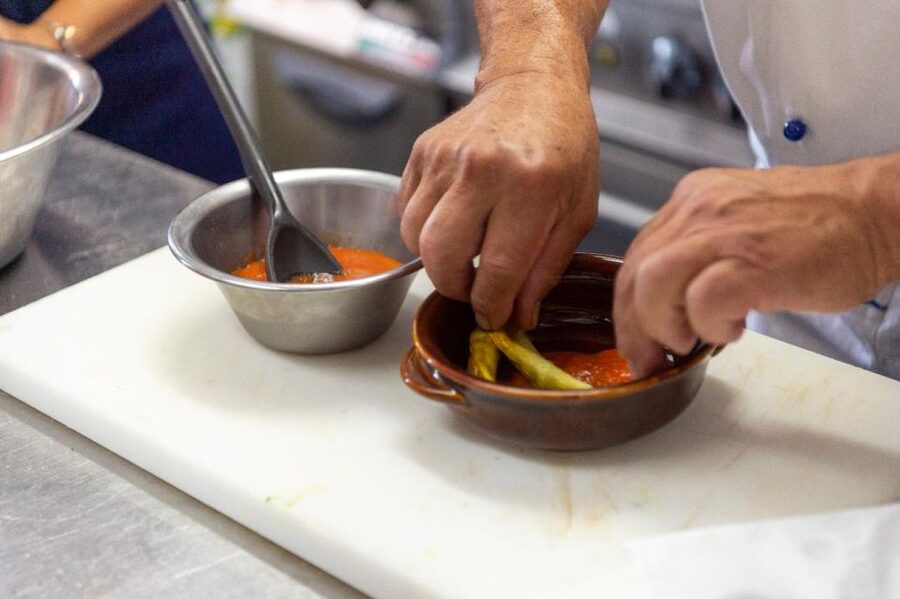 Praiano: Cooking Class with Dinner Overlooking the Sea - Dinner with sunset views: what you eat and what you notice outside your plate