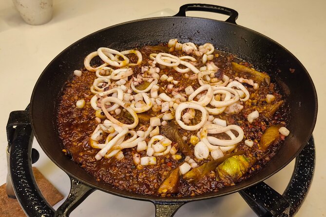Premium Cooking Class in Designer Loft: Paella & Spanish Tapas - The 12:30 tasting: sit by the windows and eat what you cooked