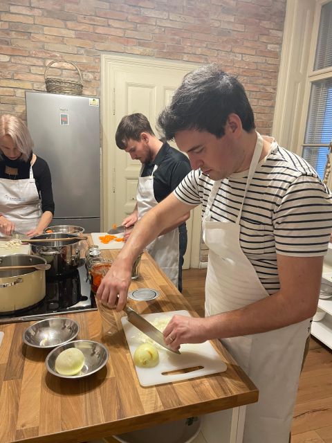 Premium Hungarian Home Cooking Class with Chef Marti - The 4-hour flow: soup, main, dessert, and why that’s a smart format
