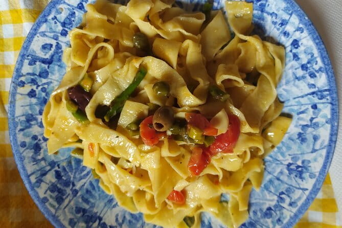 Private and authentic cooking class experience with family - Entering the Florentine House: Where Your Kitchen Lesson Begins