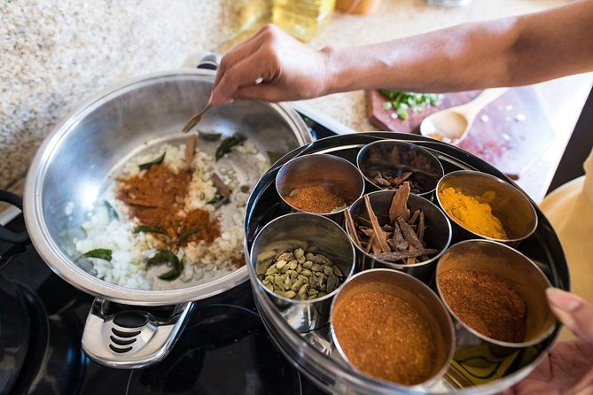 Private Cape Malay Cooking Class in Cape Town with a Local Family - Getting there in Cape Town: plan transport ahead