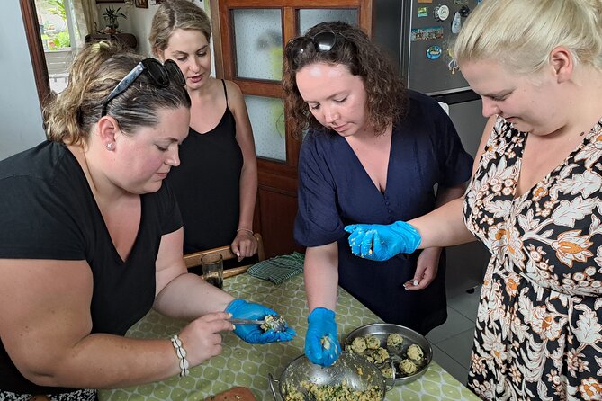 Private Cooking Class in Mauritius with a Local Family - What you’re cooking: Mauritian flavors explained without the textbook