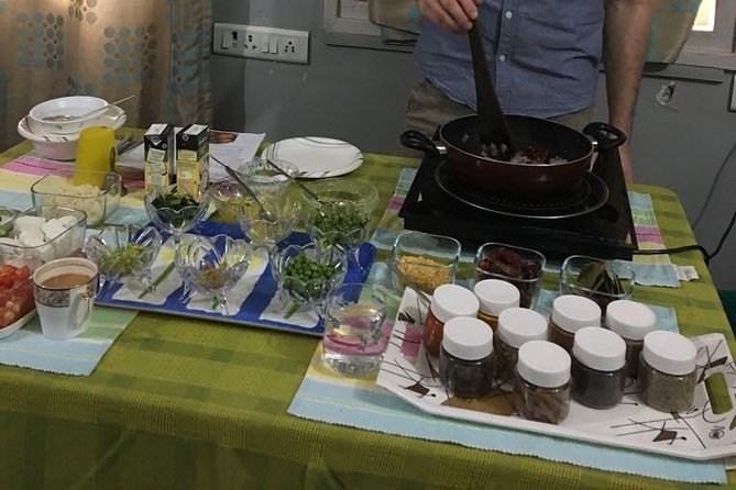 Private Cooking Class in Mumbai - Transport and comfort: minivan pickup makes it easy