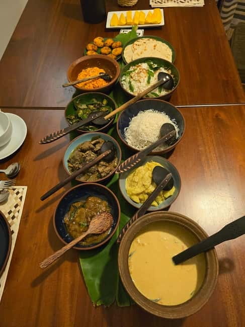 Private cooking class - Personalized classic menu - Cooking With Upali and Sithara: The Home-Kitchen Factor