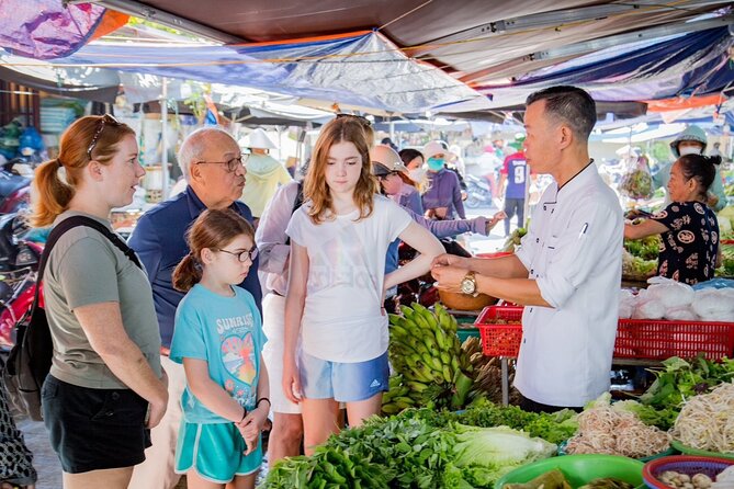 Private cooking class tour with Master Chef - What you learn from a market-to-kitchen day