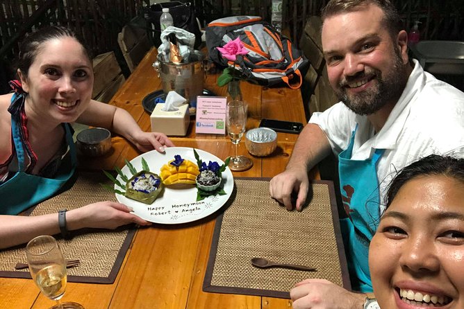 Private Dinner Cooking Class with Benny in Chiang Mai - Organic Garden Ingredients and Hands-On Curry Paste