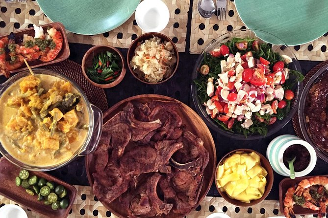 Private Filipino cooking class in a local Manila Home - A private Filipino cooking class that feels like being invited in