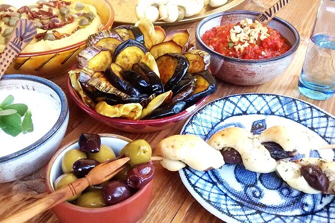 Private Greek Home Cooking Class in Epanomi with Erna - Who should book this class in Epanomi