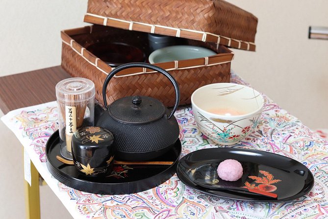 Private Kyoto Sushi Cooking Class & Tea Ceremony with Emika - The Main Lesson: Sushi of Your Choice Plus Kyoto Vegetable Dishes