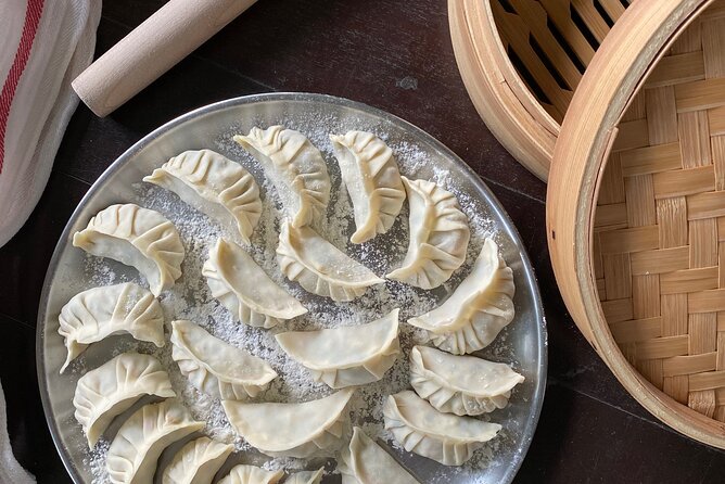 Private Local Cuisine Cooking Class In Singapore - Private Class Vibe and Team-Building Energy