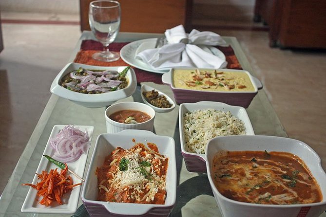 Private Market Tour and Vegetarian Cooking Class in Mumbai - Who This Punjabi Cooking Class Suits Best