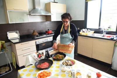 Private Market Tour & Cooking Class in Casablanca with Transfers - The market stop: learn what to buy and why it matters