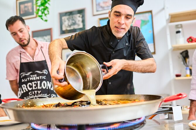 Private Paella Cooking Class and Market Visit with Personal Chef - Who should book this paella class (and who might not love it)