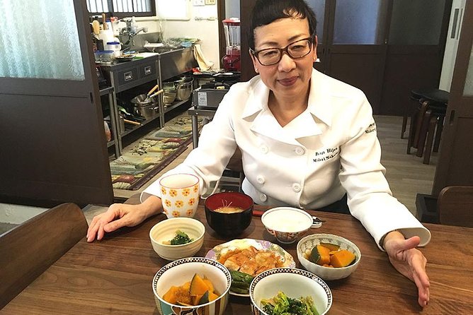 Private Ramen or Gyoza Cooking Class in Kyoto with Chef Midori - Why Chef Midori’s Kyoto studio beats the loud-food-tour format