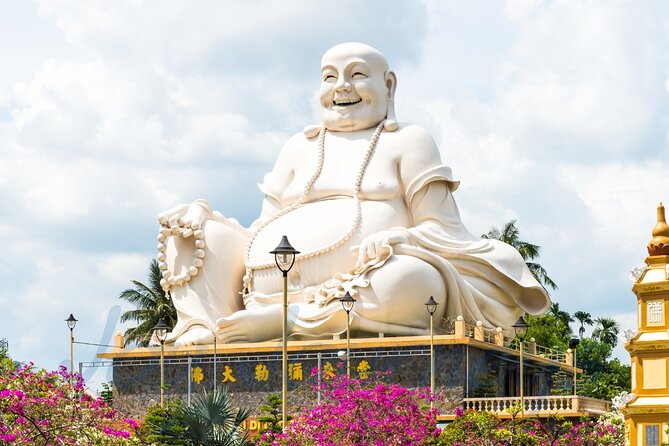 Private Tour - Mekong Delta 'My Tho' with Cooking Class 1 Day - Vinh Trang Pagoda: A Calm Break Before the Water Fun
