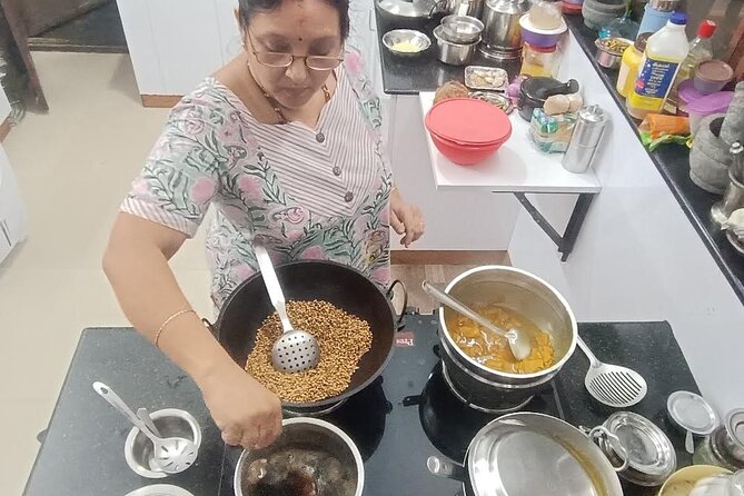 Private Traditional Home Cooking Class in Kochi with Archana - Key things to know before you go