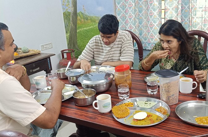 Private Traditional Home Cooking Class in Kochi with Archana - Should you book Archana’s home class in Kochi?